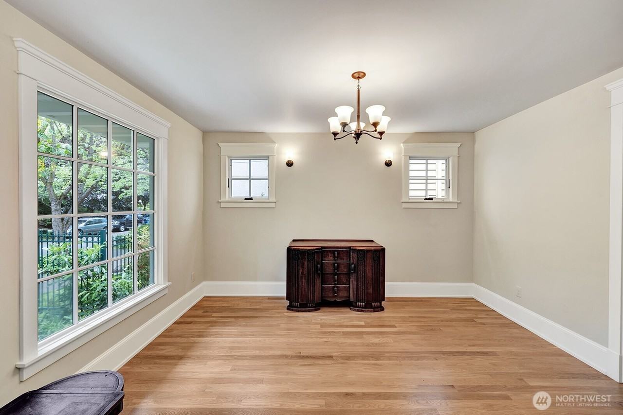 1708 18th Ave - Photo 4 of 17