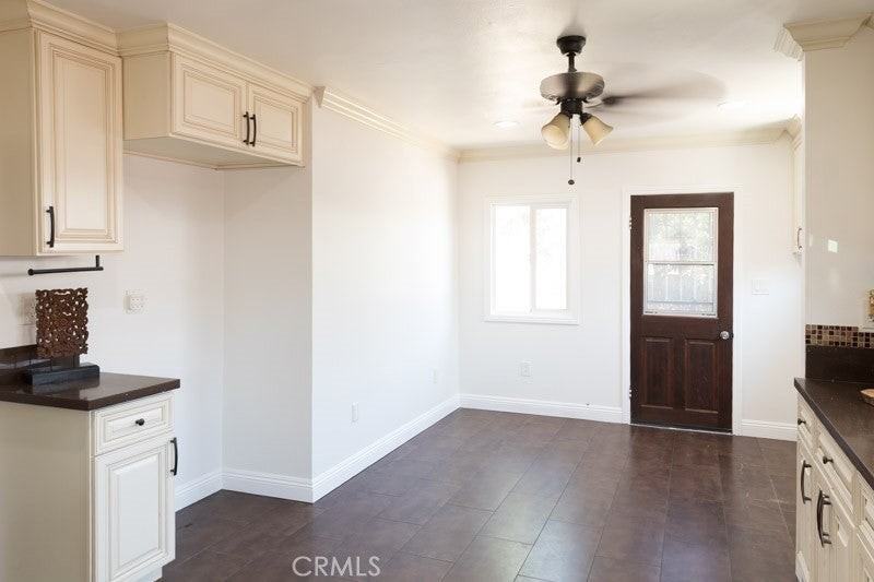 10330 San Luis Ave - Photo 3 of 11