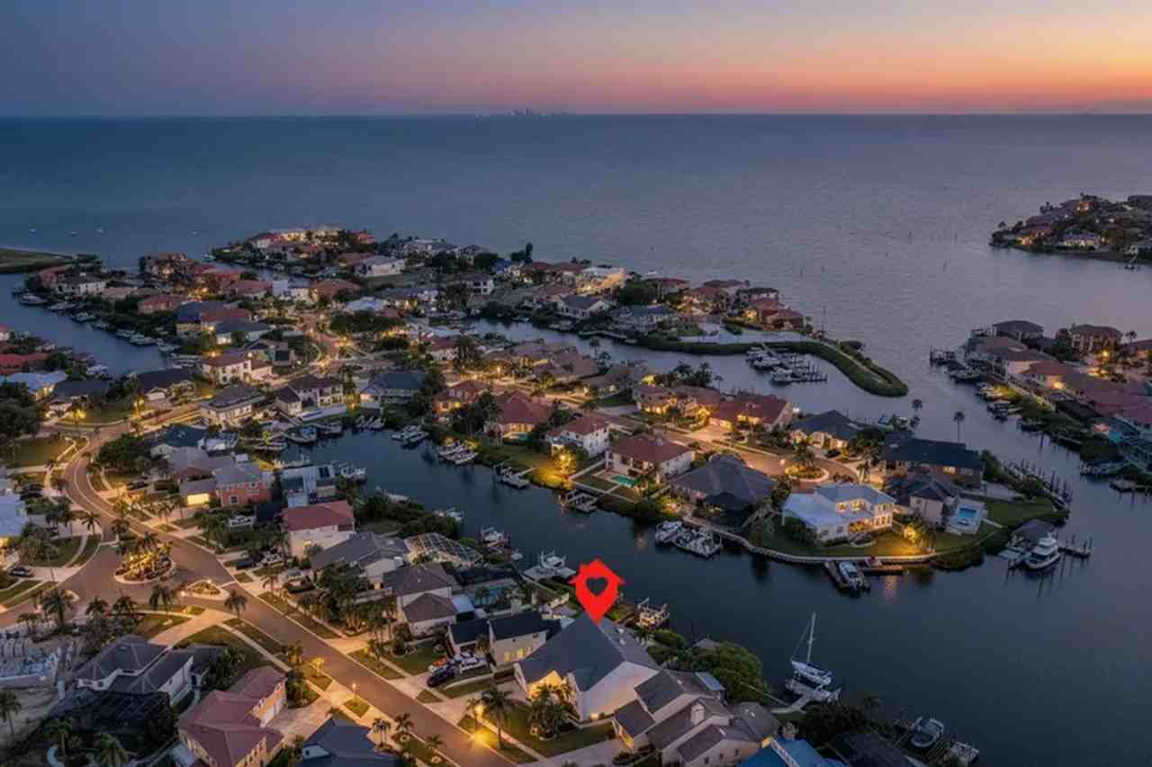 929 Symphony Isles Blvd - Photo 5 of 50