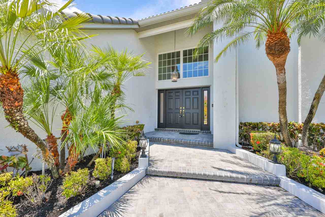 929 Symphony Isles Blvd - Photo 7 of 50