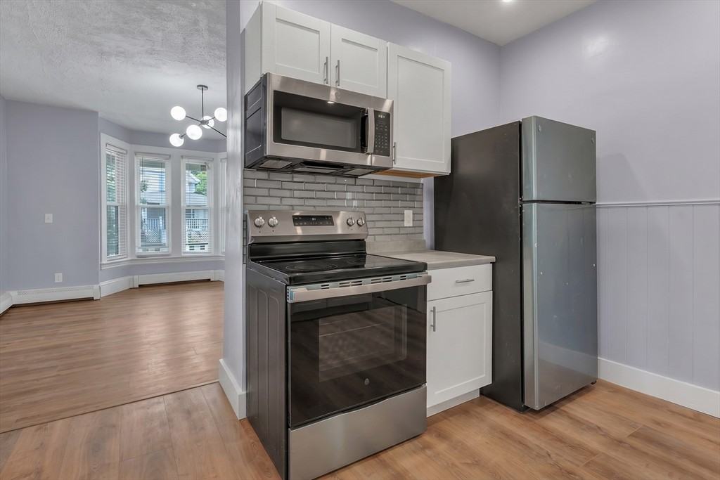 39 Hope St ##1 - Photo 3 of 24