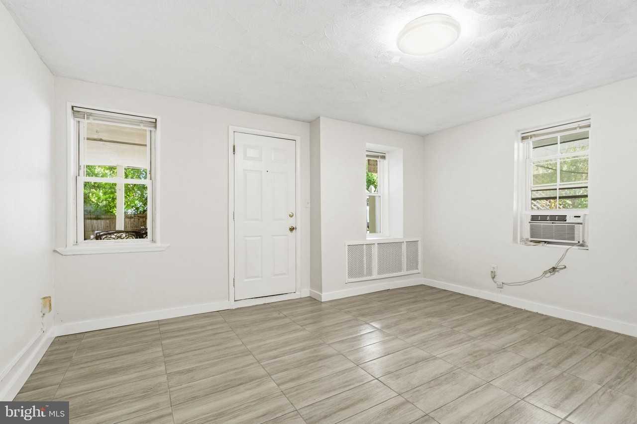 7126 Carroll Ave ##4 - Photo 2 of 18