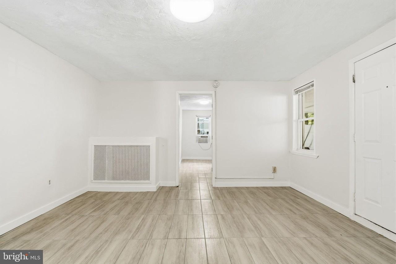 7126 Carroll Ave ##4 - Photo 7 of 18