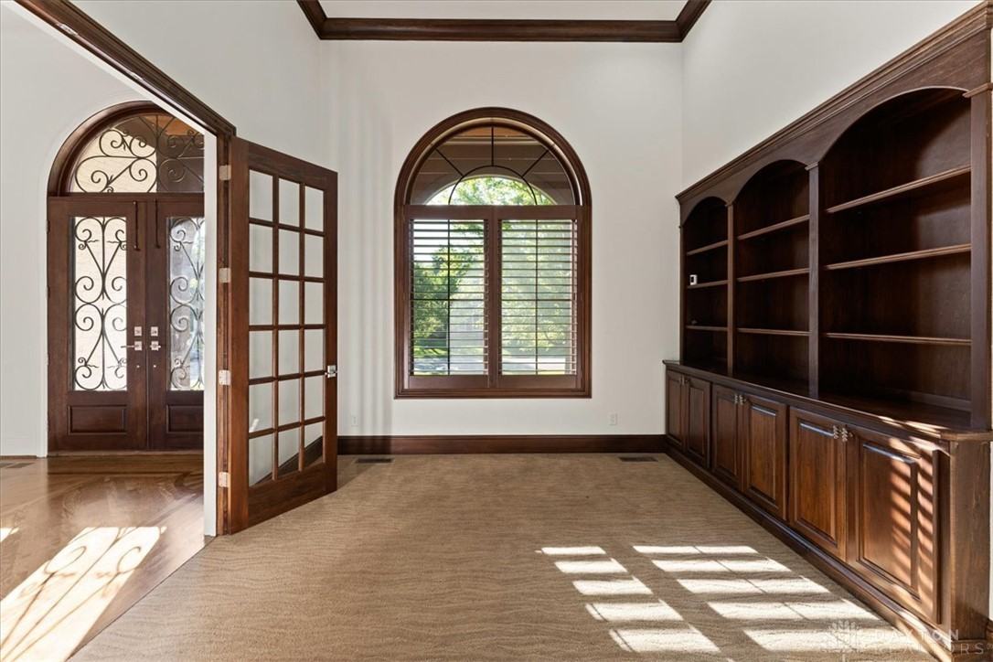 5369 N Shore Pl - Photo 7 of 50