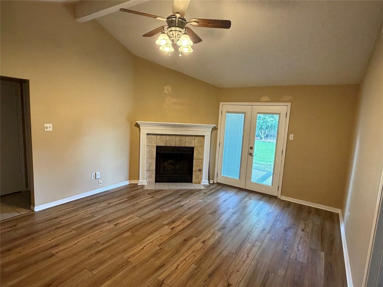 116 Lasso St - Photo 3 of 22
