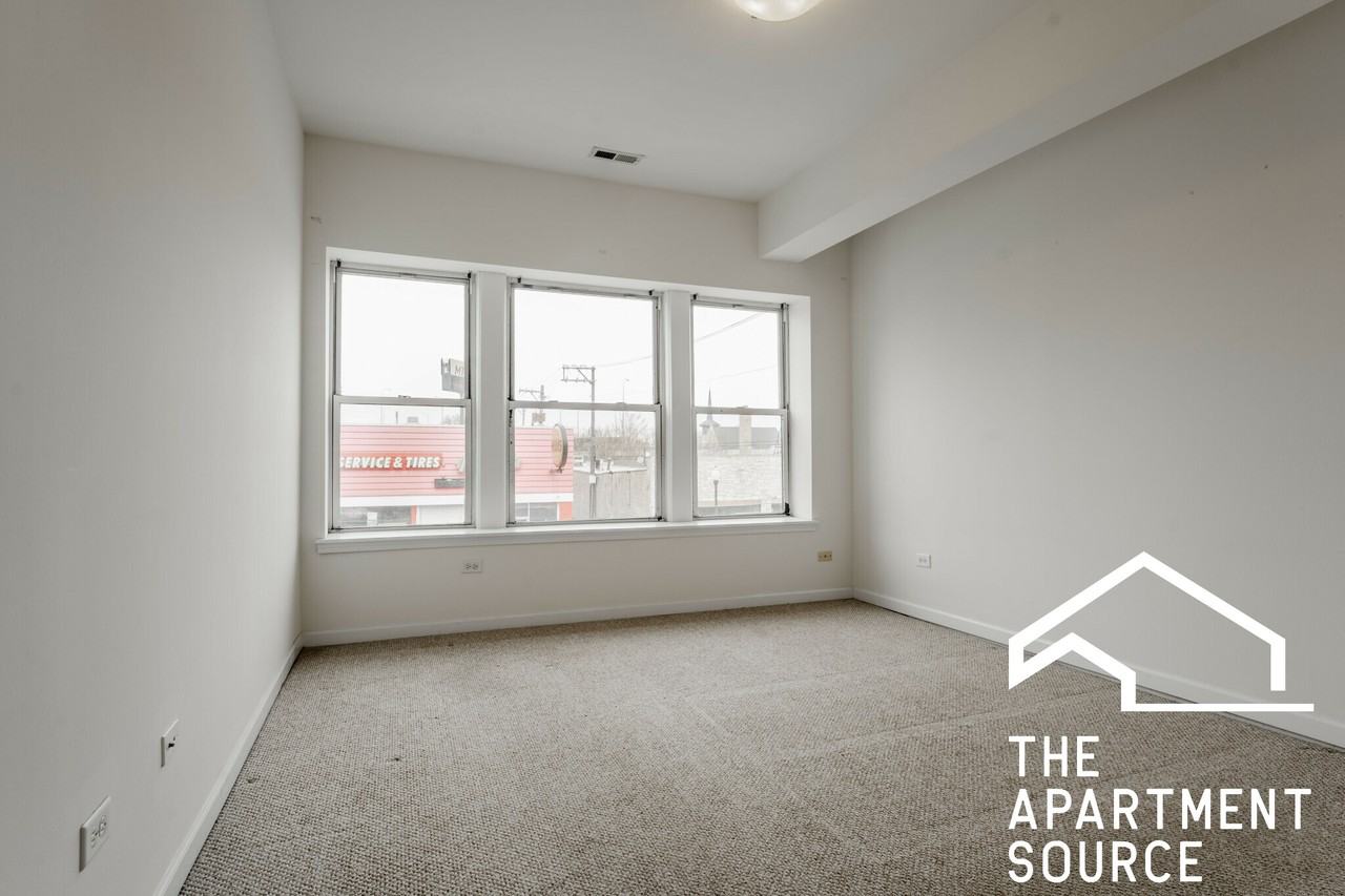 4217 W Irving Park Rd #3A - Photo 7 of 14