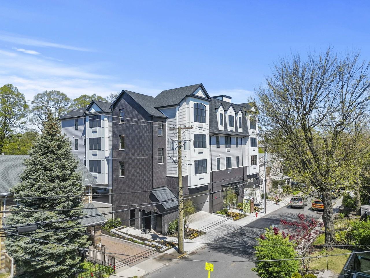 2021 Jones Rd #205