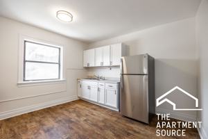 featured image of 7351 N Damen Ave #17
