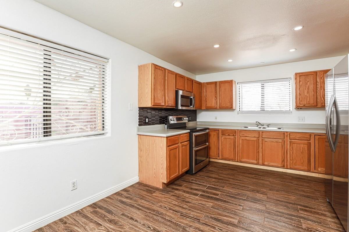 6428 S Buckaroo Loop - Photo 7 of 30