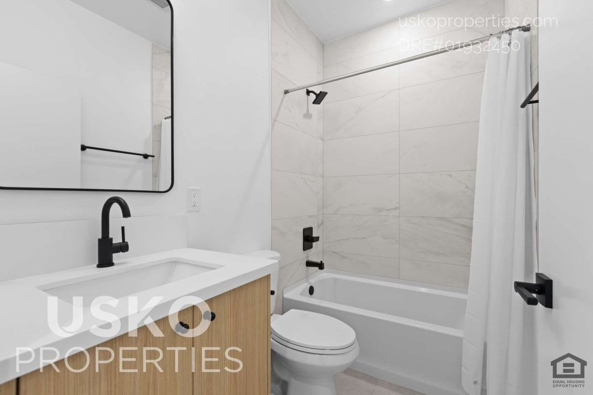 4381 El Camino Ave #B - Photo 5 of 5