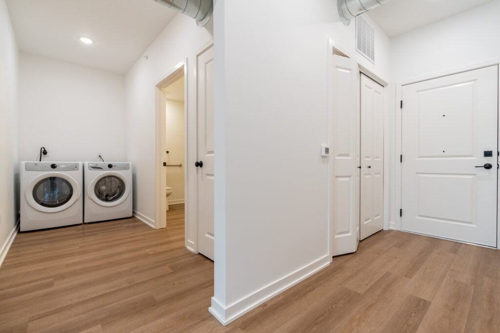 110 N Delaware Ave #202 - Photo 5 of 42