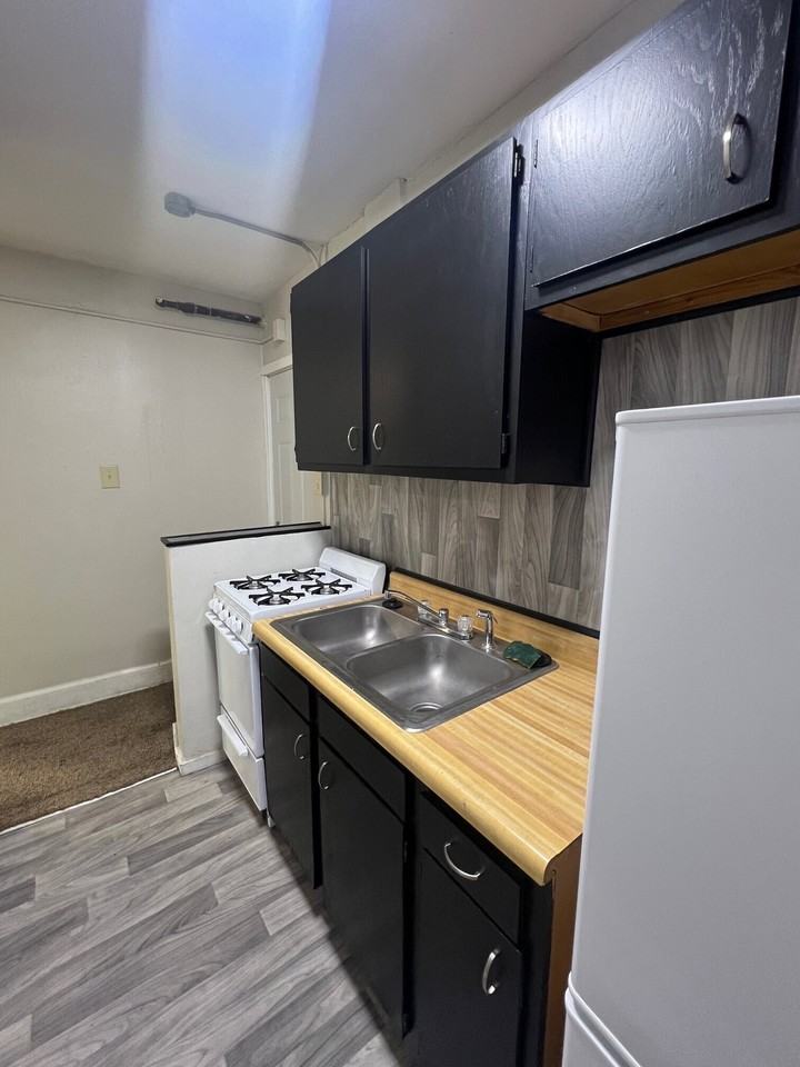 1120 Polk Blvd #412 - Photo 3 of 8