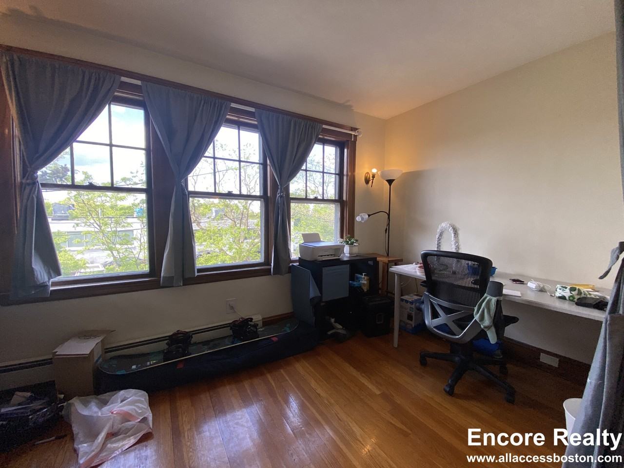 8 Worthington St - Photo 2 of 13