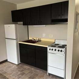 2800 30th St #11 - Photo 3 of 10