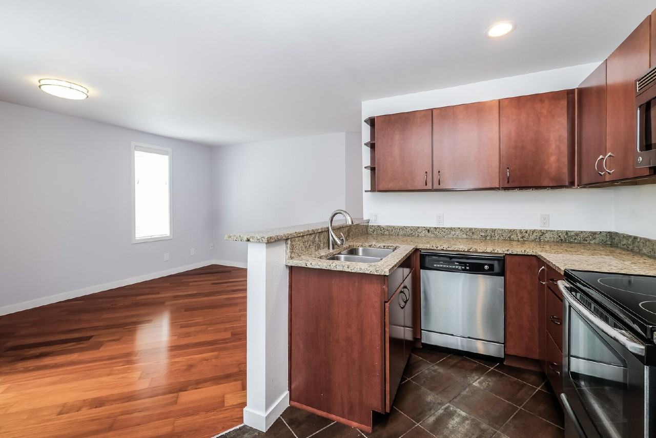 1125 N 93rd St #3 - Photo 5 of 15