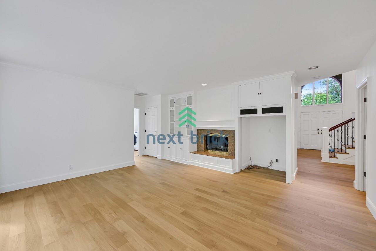 4956 173rd Pl Se - Photo 7 of 27