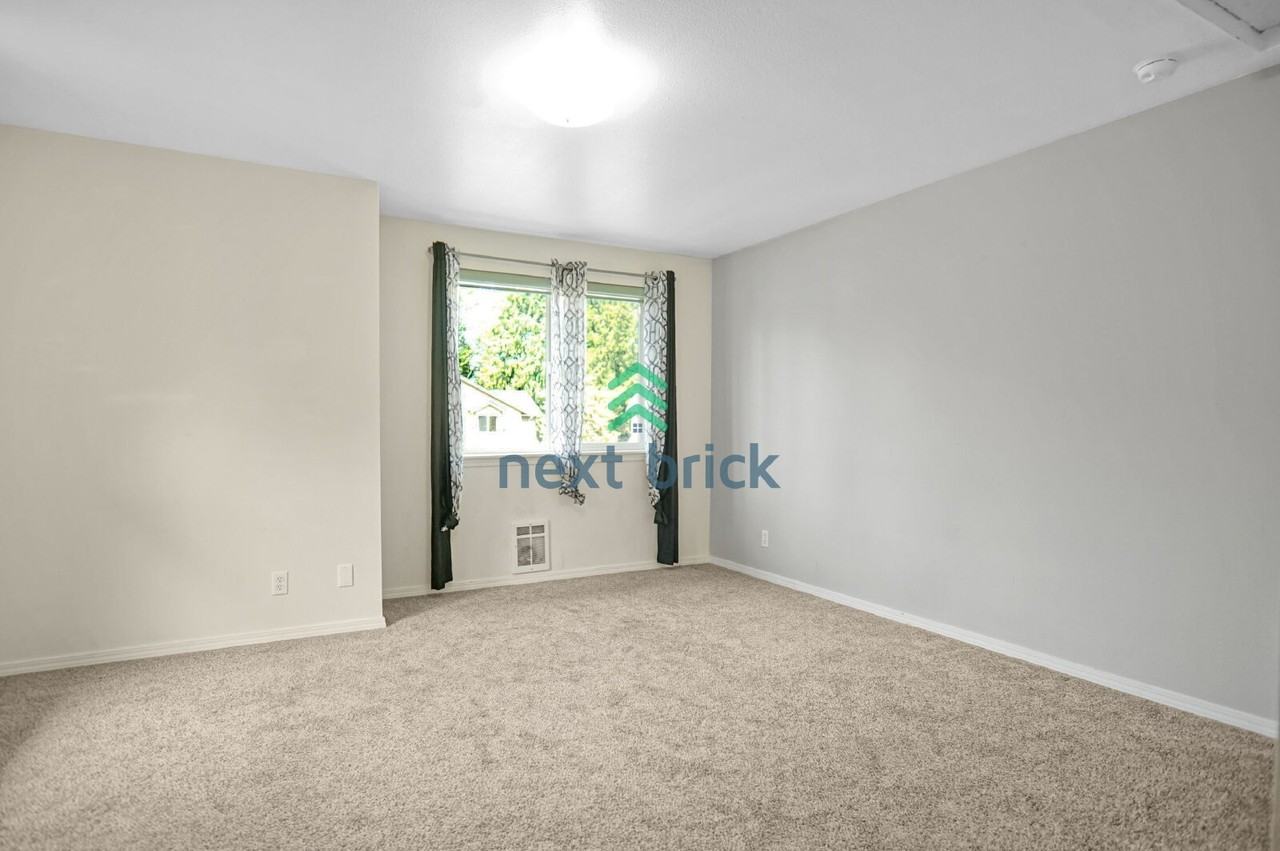 18505 20th Dr Se - Photo 6 of 13