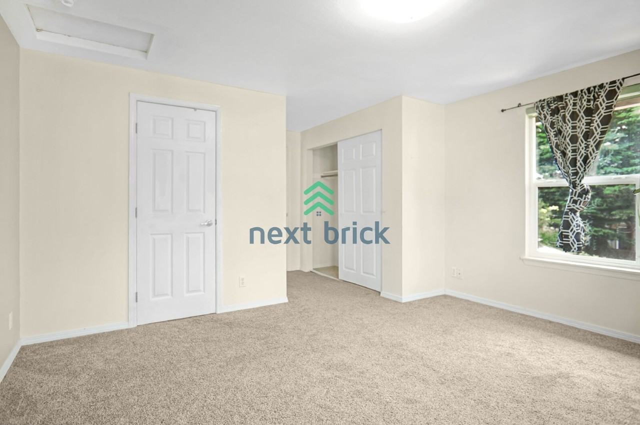 18505 20th Dr Se - Photo 7 of 13
