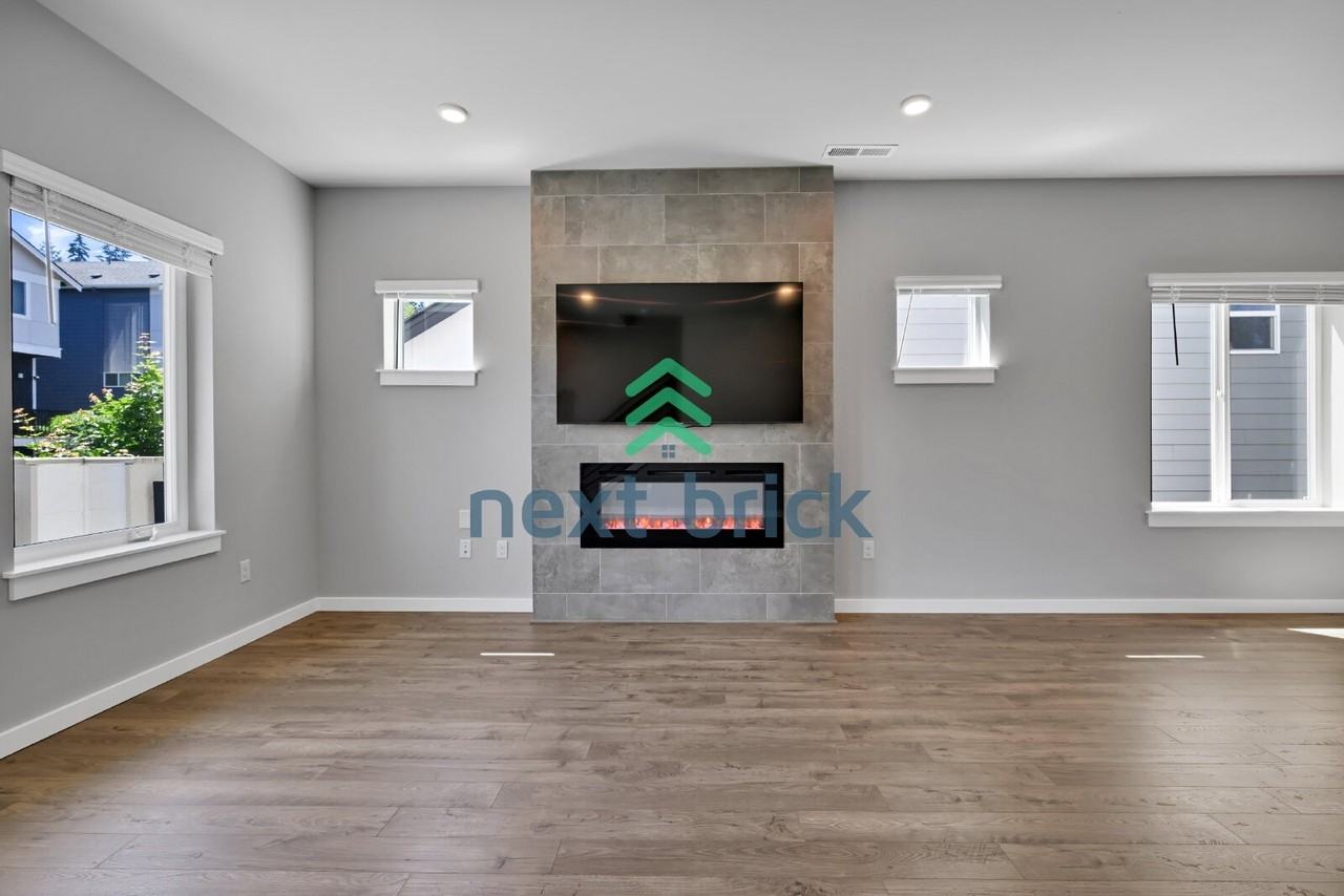 309 207th Pl Se - Photo 4 of 30
