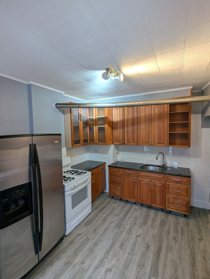 11339 S Langley Ave #1 - Photo 4 of 14