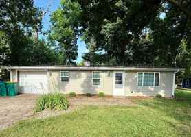 featured image of 8118 Howard St