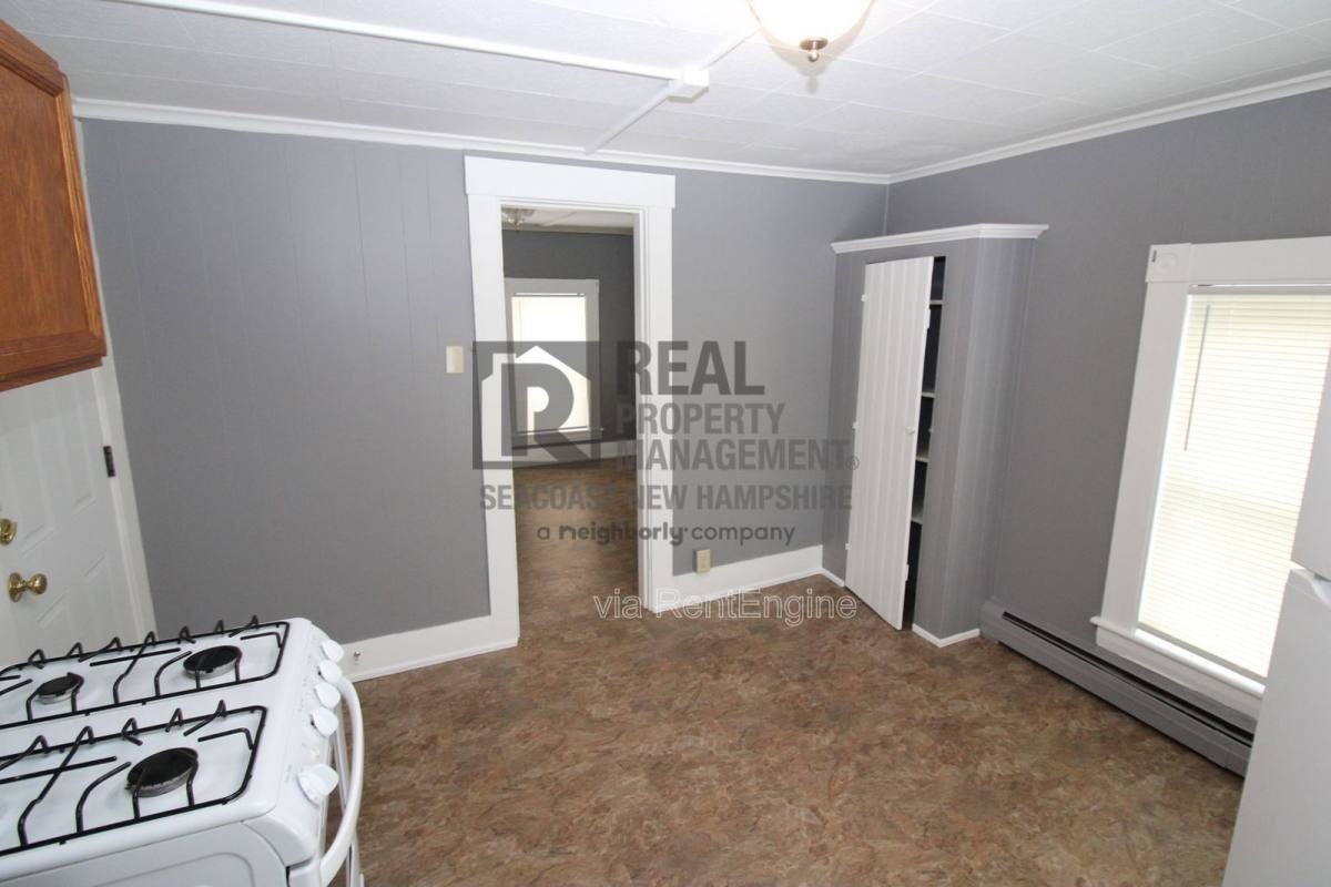 17 Bridge St #4 - Photo 5 of 9