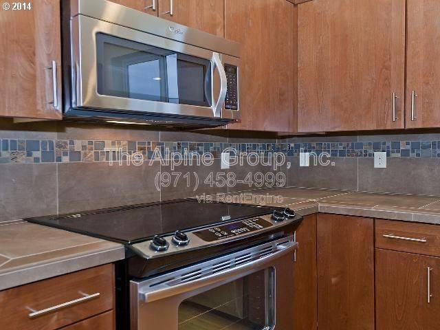 14323 Sw Compass Dr #IN - Photo 3 of 9
