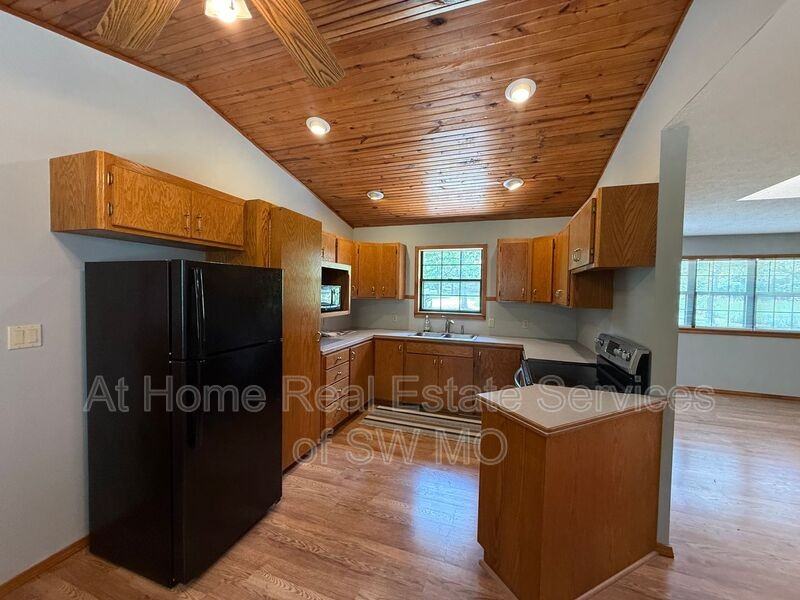 157 Blackbird Dr - Photo 5 of 14