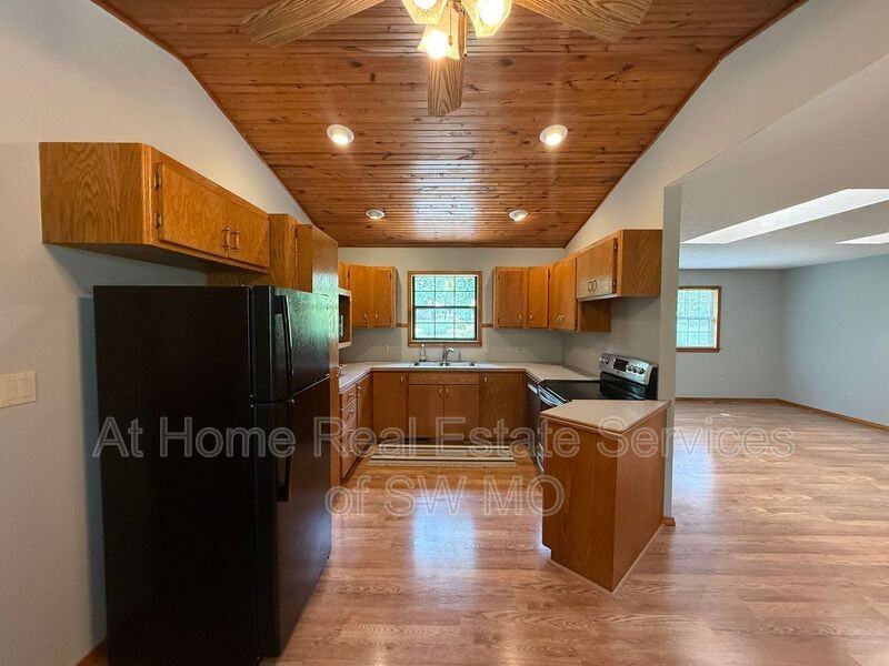 157 Blackbird Dr - Photo 6 of 14