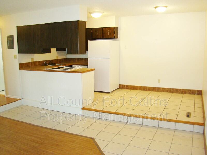 1730 Pecan St #A - Photo 4 of 13