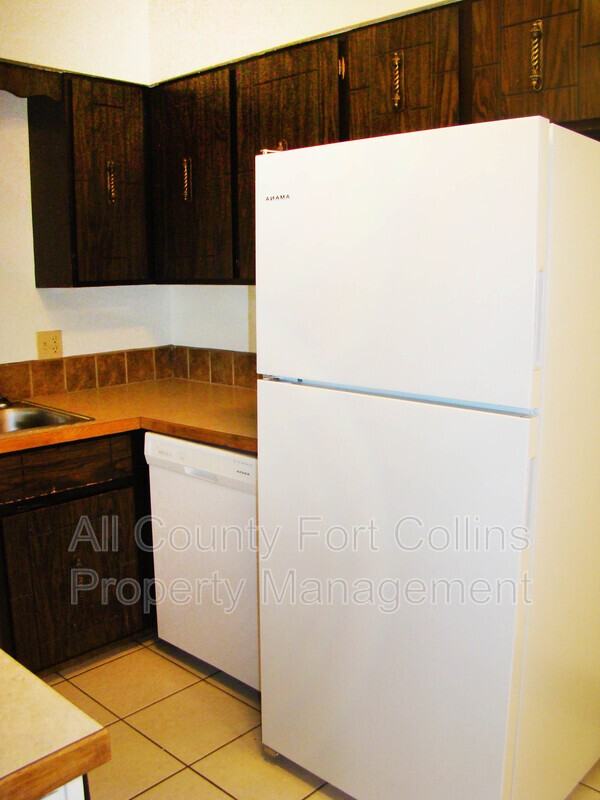 1730 Pecan St #A - Photo 5 of 13