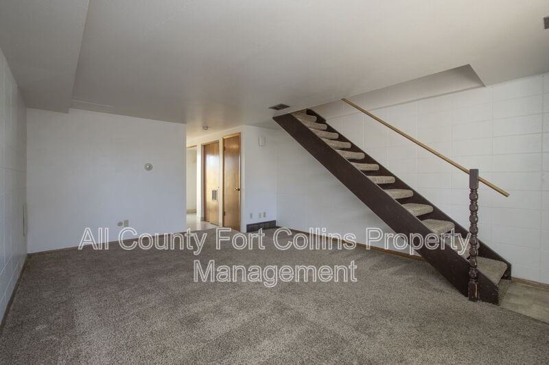 1408 S Douty Ave #1 - Photo 2 of 16