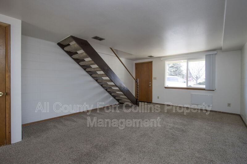 1408 S Douty Ave #1 - Photo 3 of 16