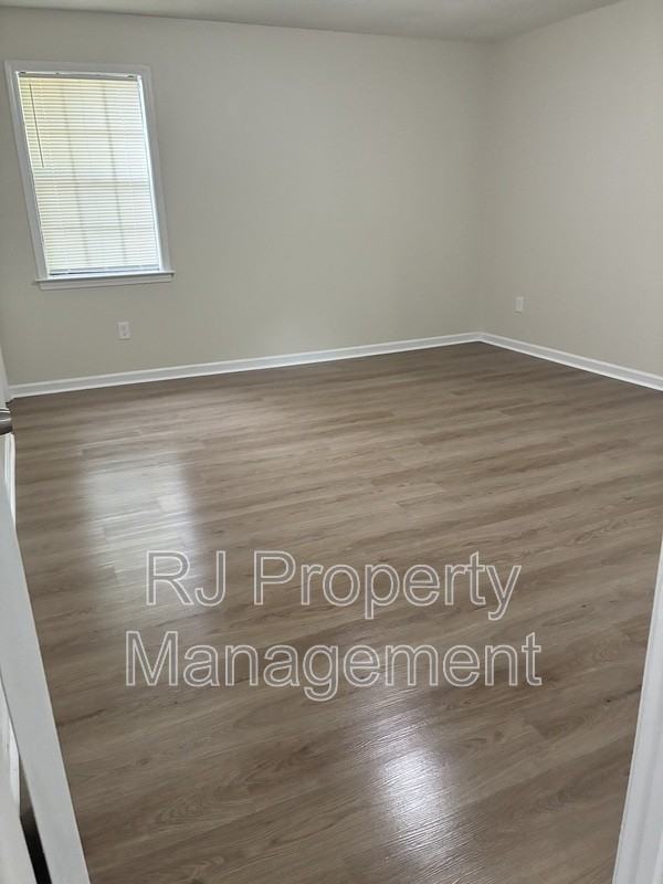 4352 Ann Arbor Ln - Photo 4 of 18
