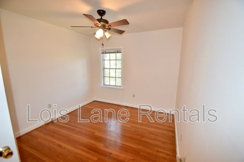173 Rutledge Ave - Photo 5 of 10