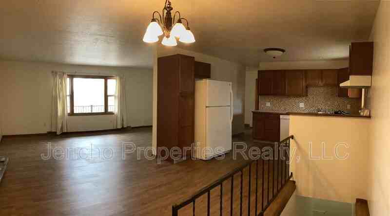 7985 Lowell Blvd - Photo 3 of 7