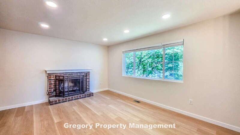 622 204th St Se - Photo 5 of 40