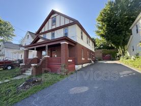 221 3rd St #3 - Photo 1 of 1