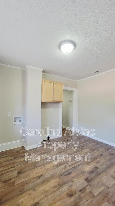 400 Walnut St #B - Photo 5 of 20