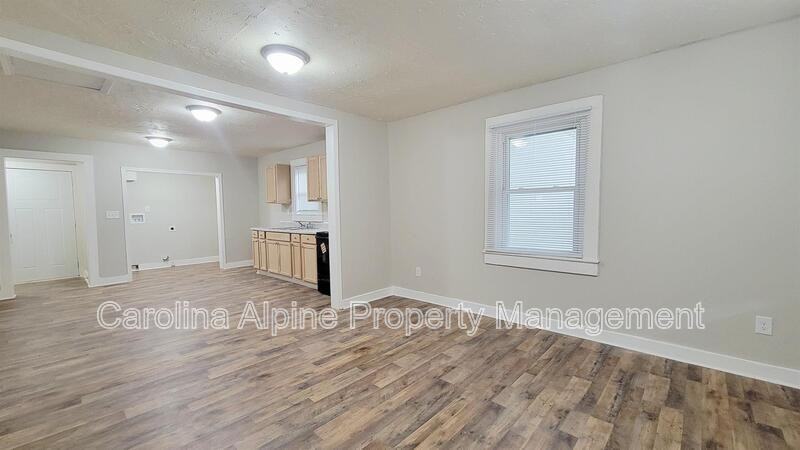 419 Pine St - Photo 5 of 17