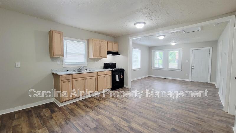 417 Pine St - Photo 5 of 17