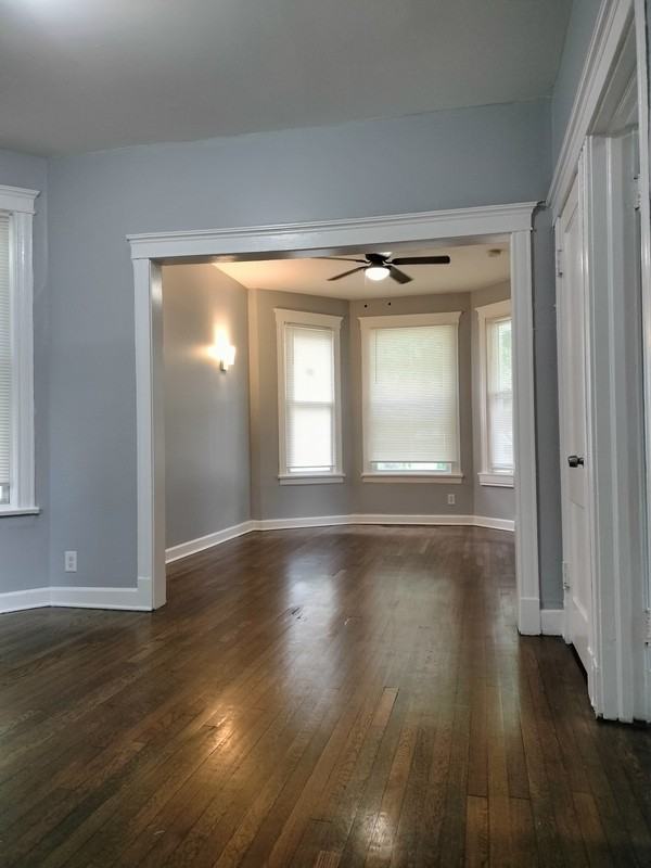 6719 S Sangamon St - Photo 7 of 17
