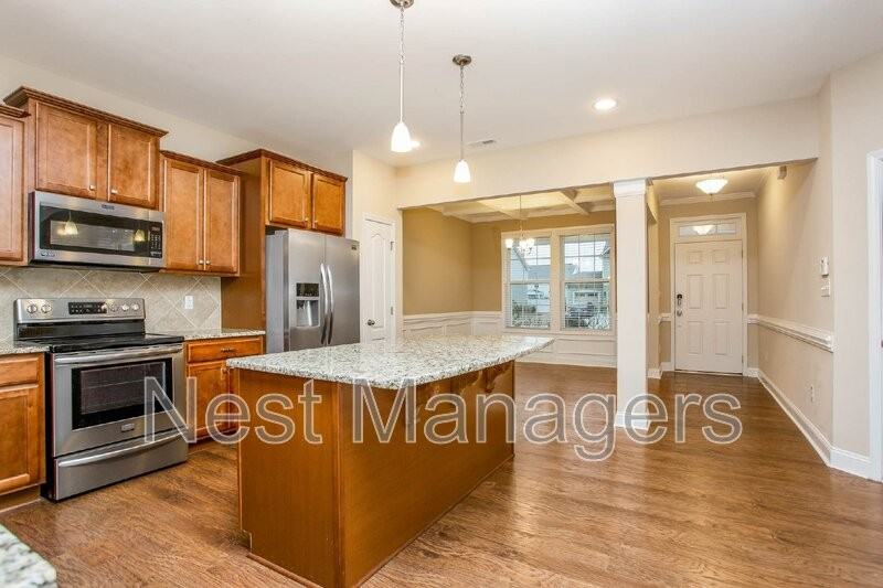 674 Stonebriar Ave - Photo 7 of 28