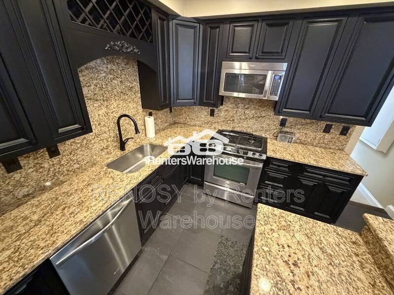 1514 Mchenry St - Photo 3 of 29