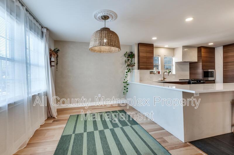 1112 Kings Hwy #4RENT - Photo 3 of 12