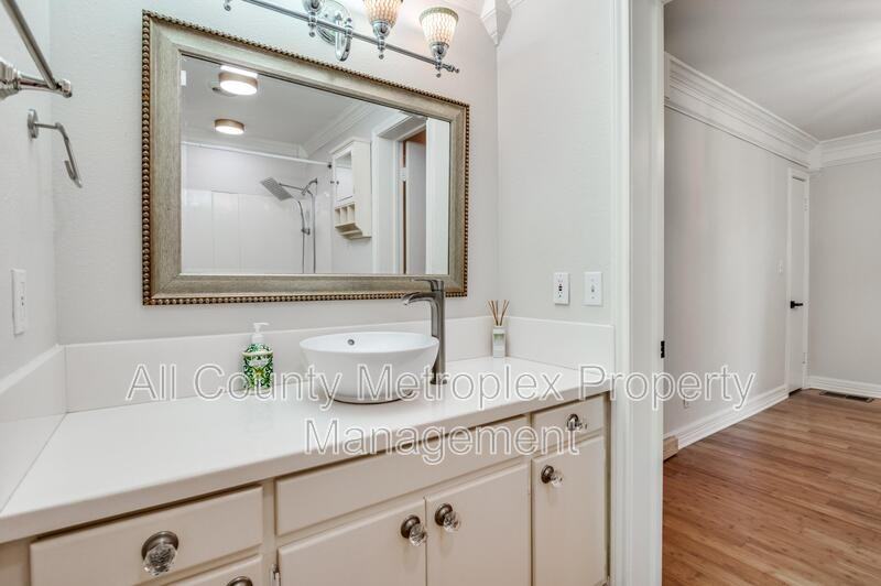 1112 Kings Hwy #4RENT - Photo 6 of 12