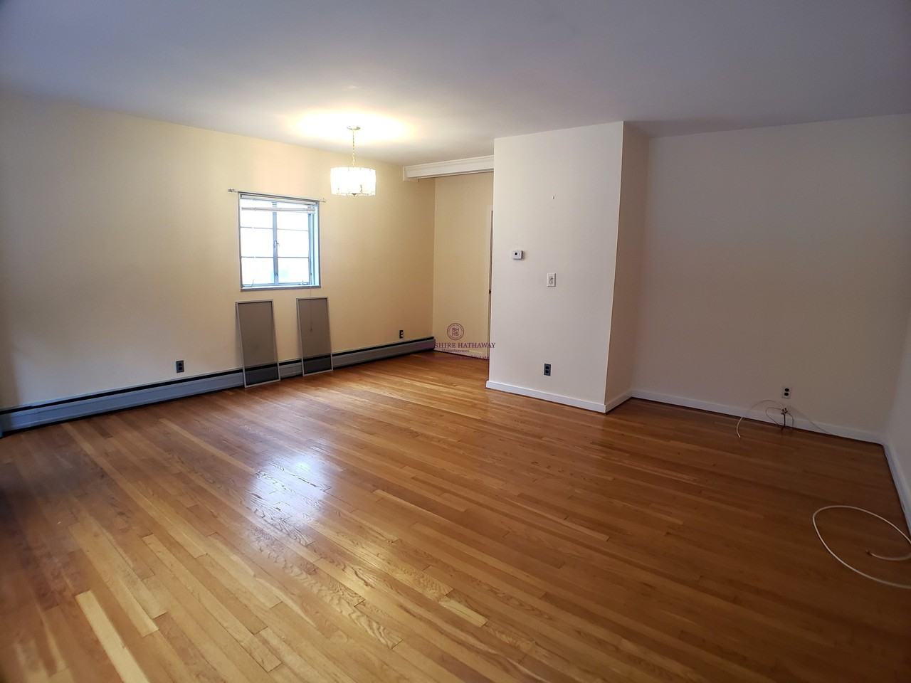 83 Wendell St - Photo 5 of 16