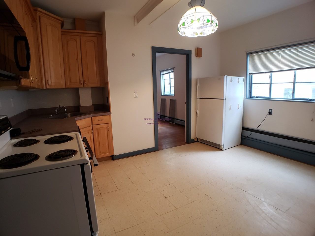 83 Wendell St - Photo 7 of 16