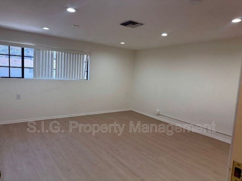 2951 Honolulu Ave #A - Photo 2 of 12