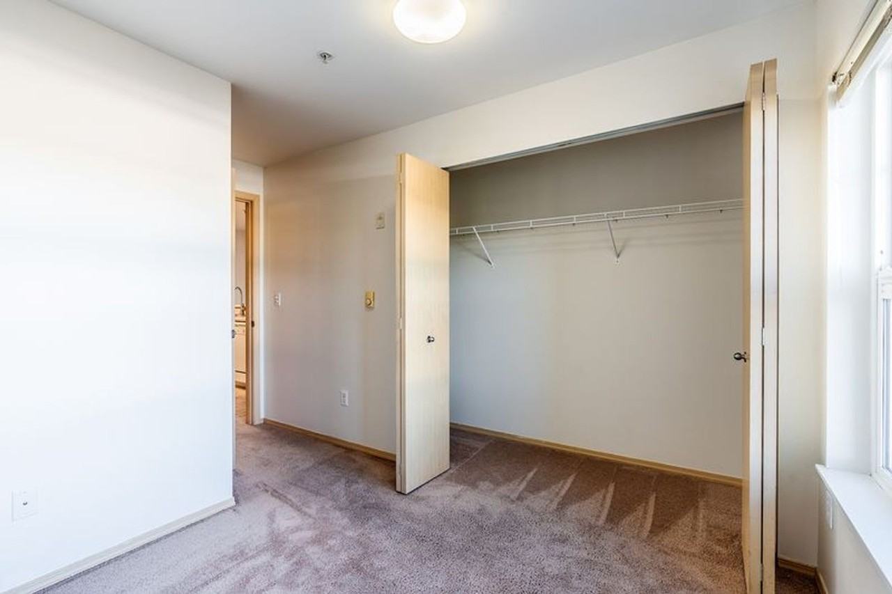 Oak View Apartments - Photo 6 of 32